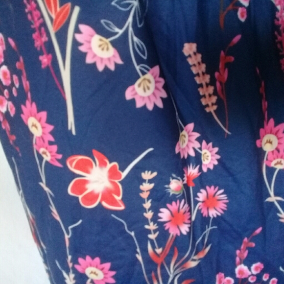 New 1pc tie neck dress navy with flowers size 2X - Picture 5 of 6